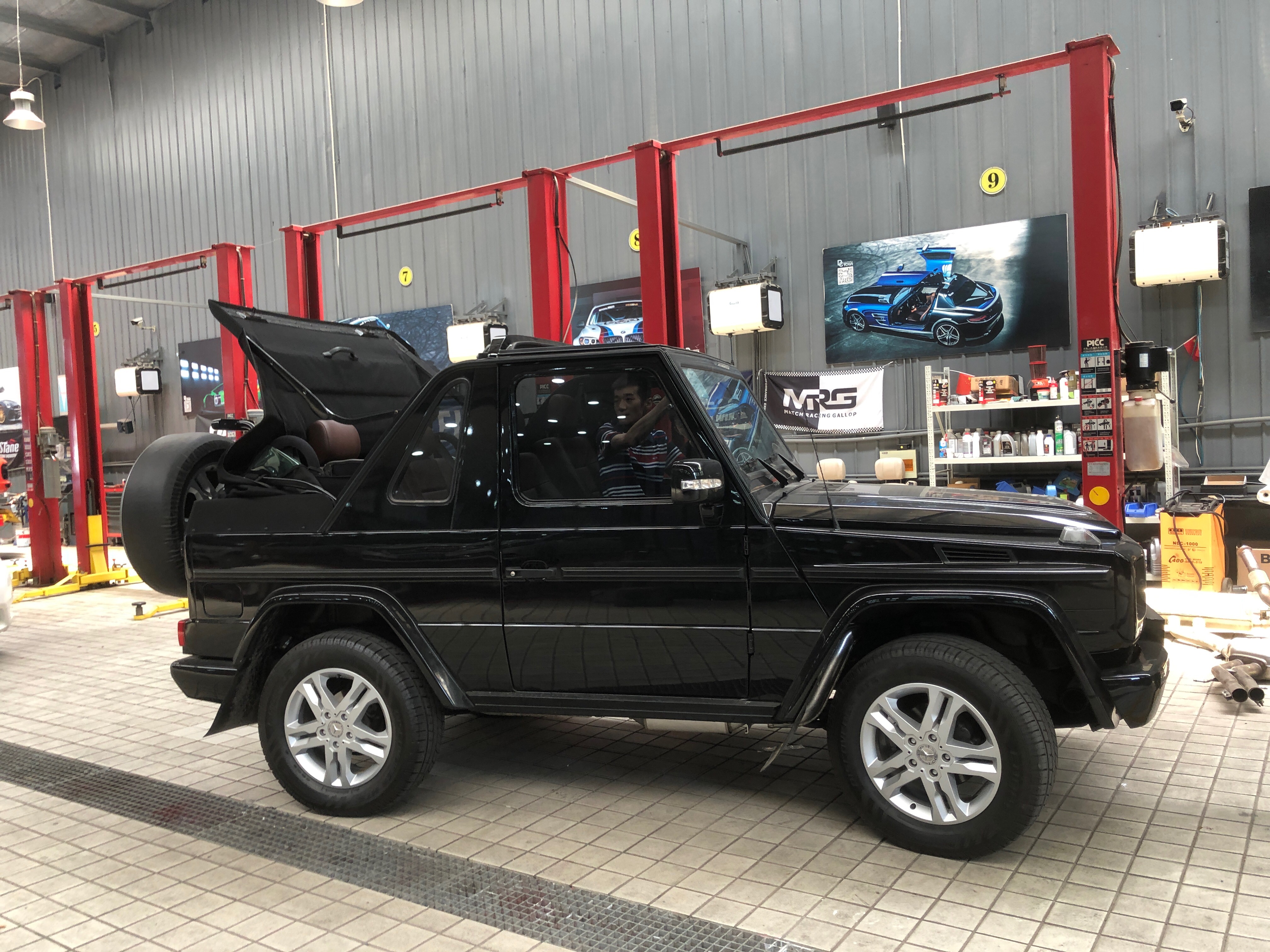 国内没有几台的敞篷版奔驰大g它来了