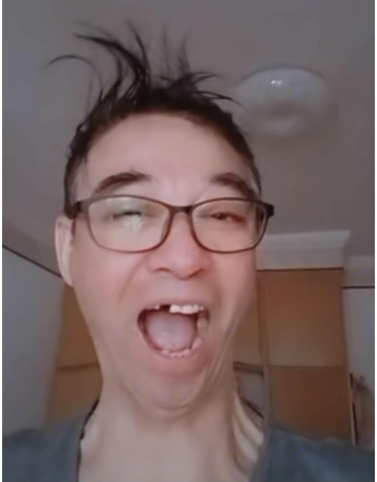 和吃货草帽哥一起合拍