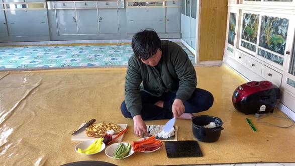 90后农村小伙改造空房 - 东北鸭蛋 说白了 - 抖音